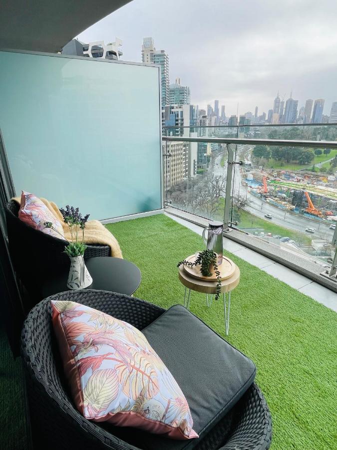 Cozy 1 Bed Apt & Spa,Free Parking ,Phenomena Views Melbourne Dış mekan fotoğraf